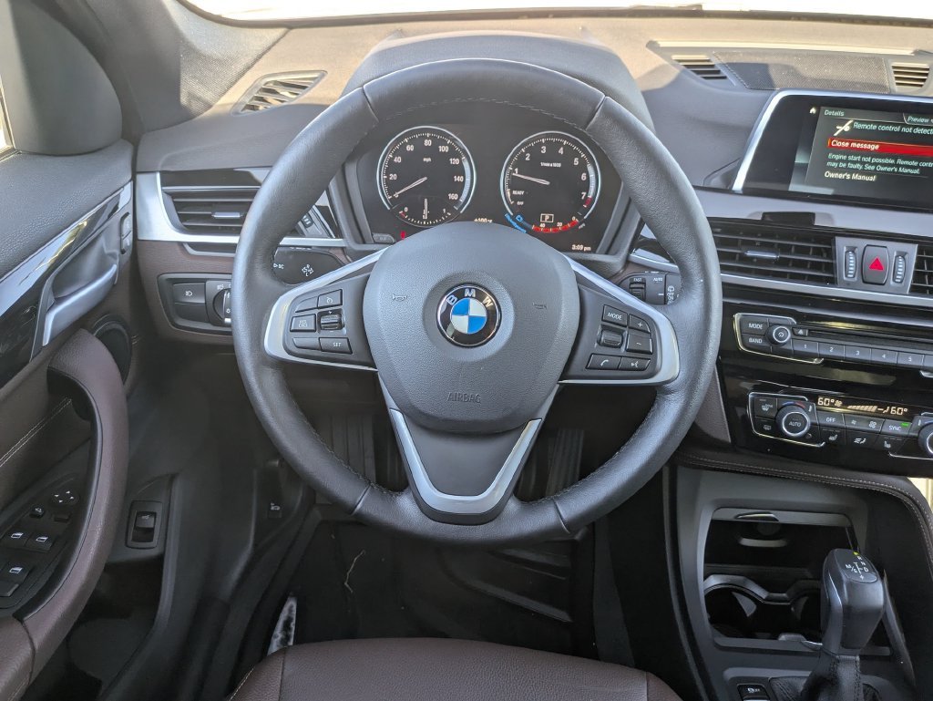Used 2018 Gray BMW xDrive28i image 27
