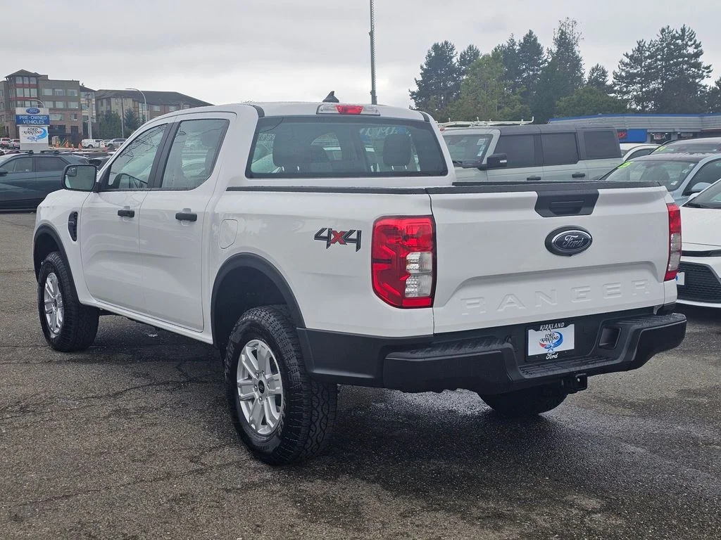 New 2025 Oxford White Ford XL image 5