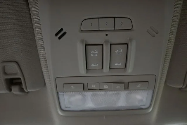 Used 2017 White Buick Premium image 38