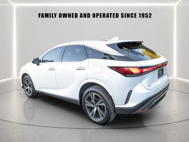 Used 2024 White Lexus 350 Premium image 4