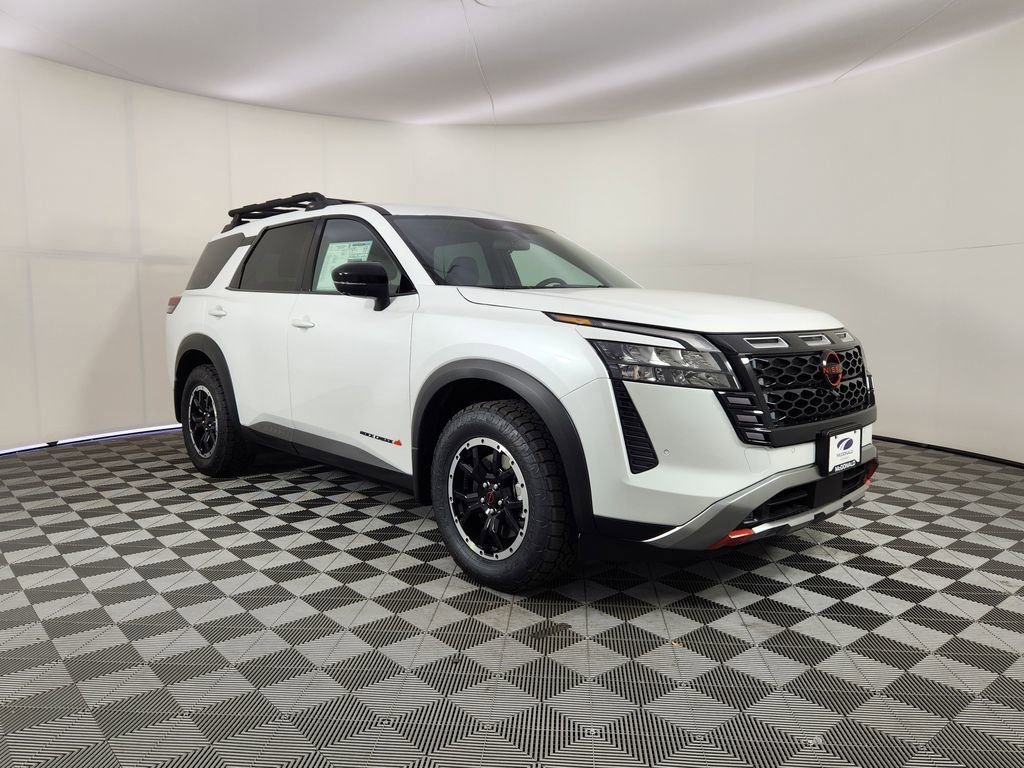 New 2026 Everest White Pearl TriCoat Nissan Rock Creek® image 6
