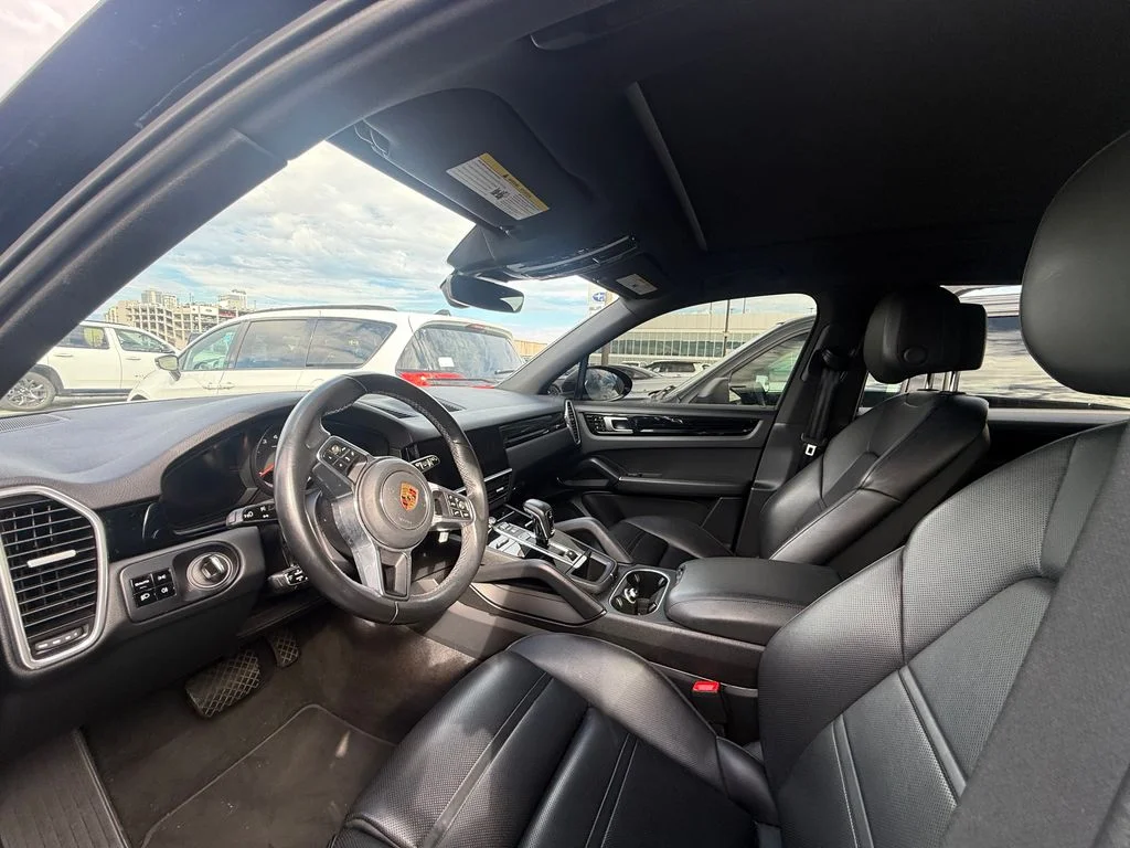 Used 2020 Black Porsche Base image 5