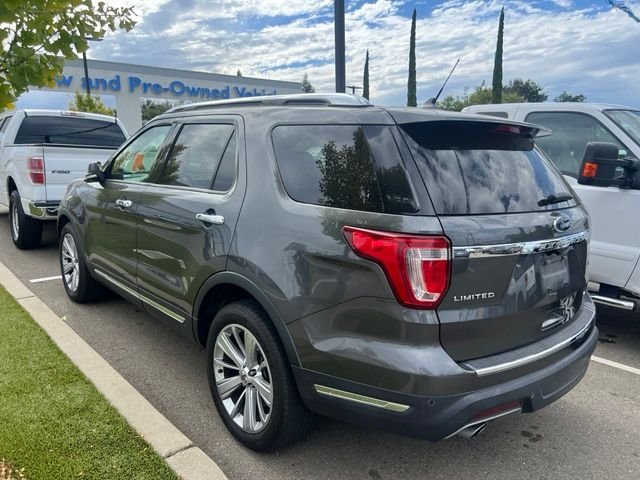 Used 2018 Gray Ford Limited image 8