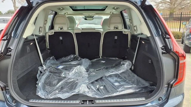 New 2026 Denim Blue Volvo Ultra image 9
