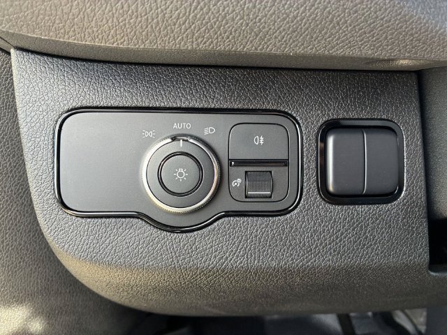 New 2025 High Tech Silver Metallic Mercedes-Benz 144" WB Passenger image 13