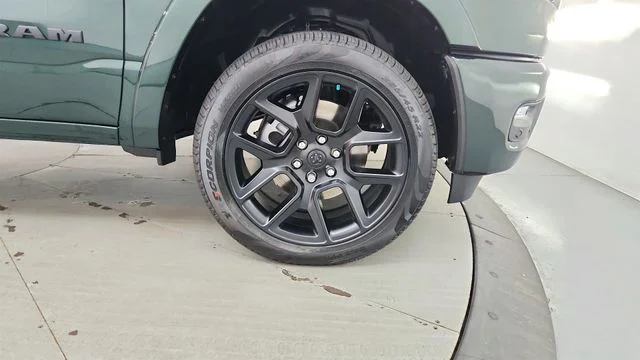 New 2026 Serrano-Green Metallic Exterior Paint RAM Laramie image 25