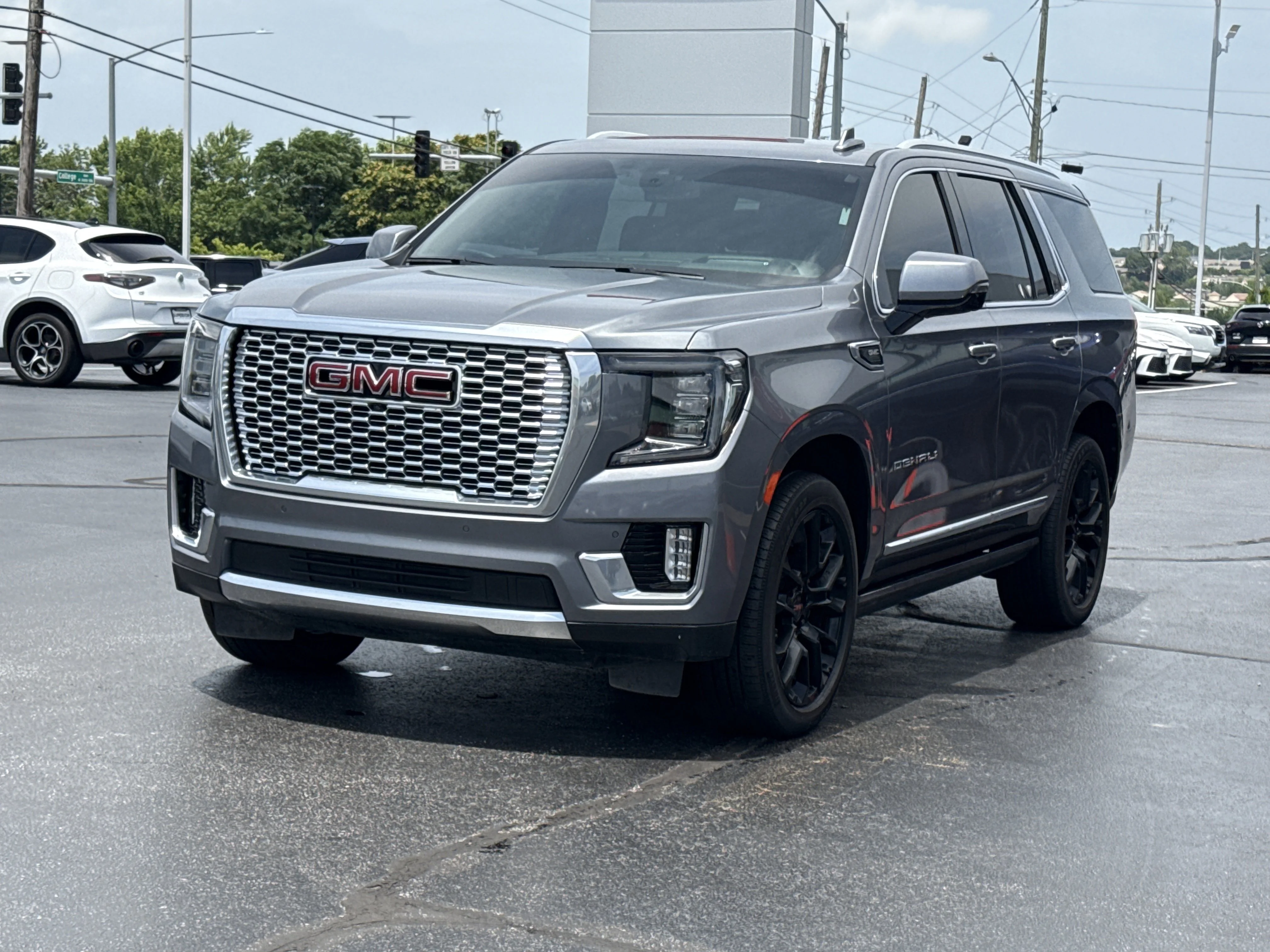 Used 2022 Satin Steel Metallic GMC Denali 4WD image 15