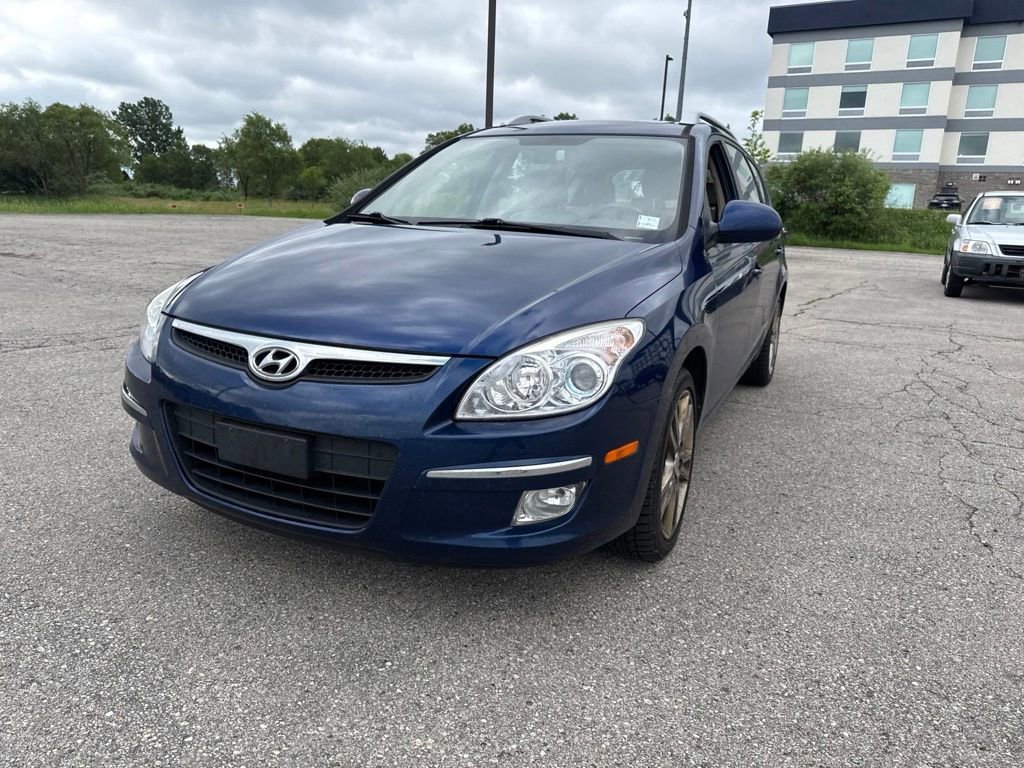 Used 2012  Hyundai SE image 6