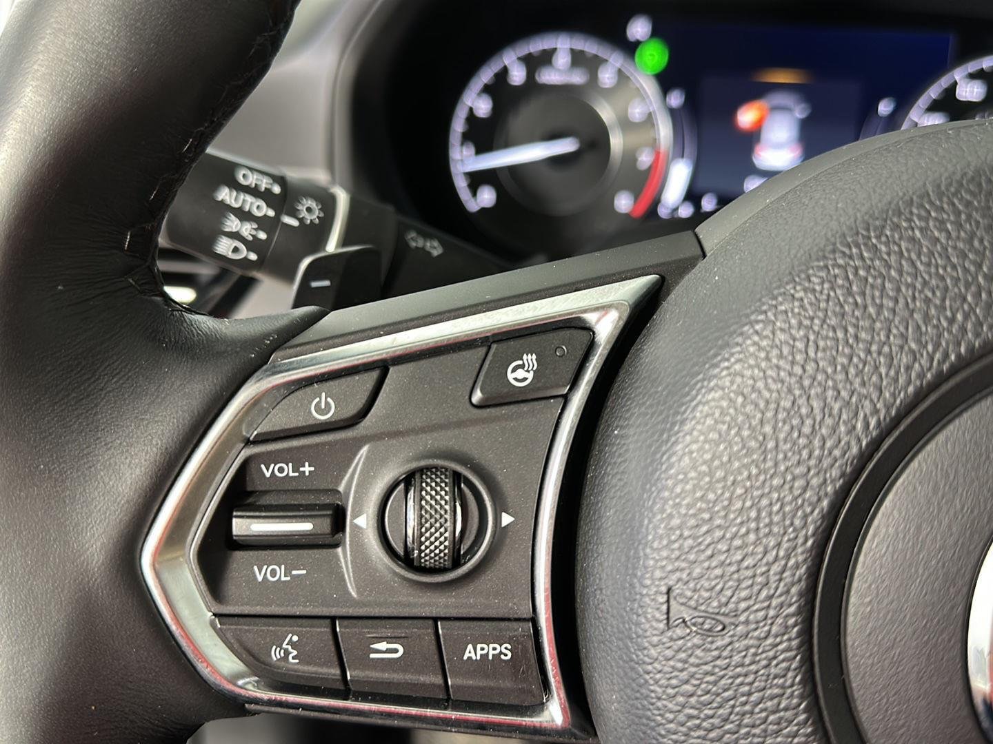 Used 2023 Platinum White Pearl Acura SH-AWD image 11