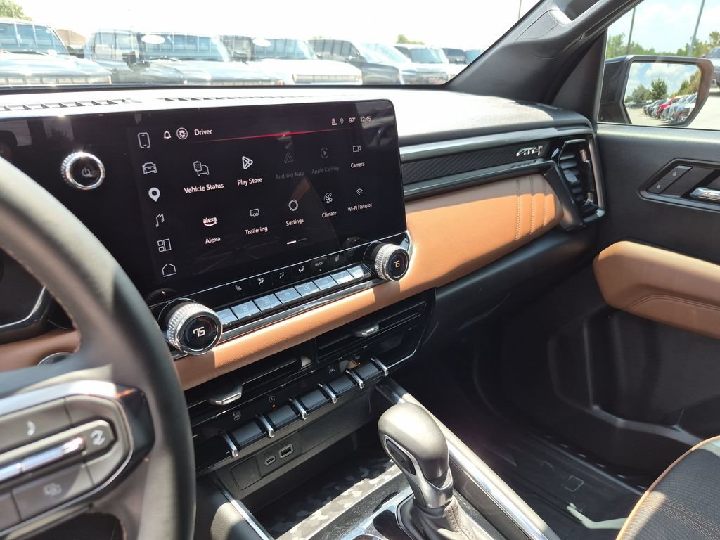 Used 2025 Onyx Black GMC AT4 image 27