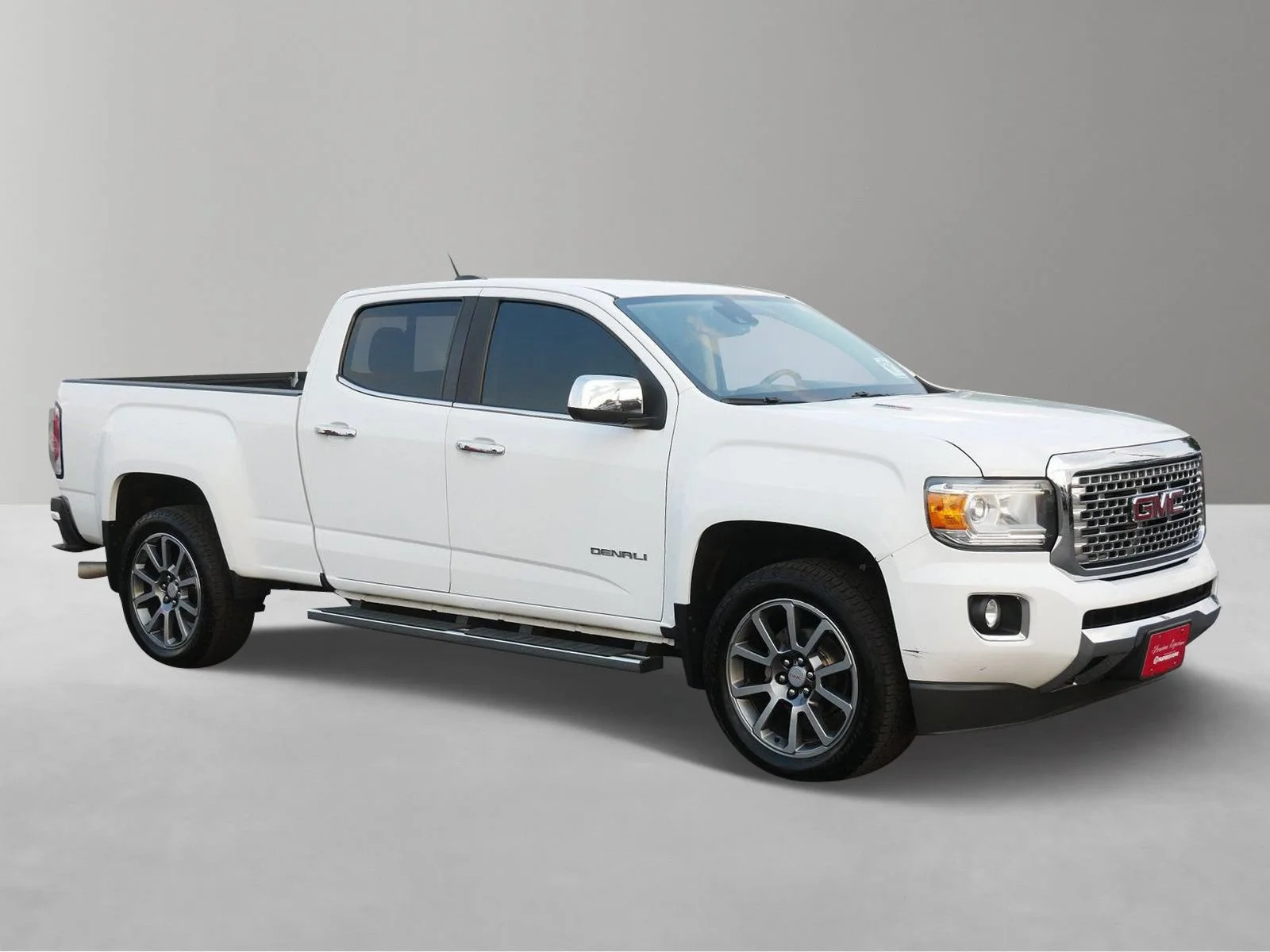 Used 2018 GMC Canyon Denali with VIN 1GTP6EE16J1147978 for sale in White Bear Lake, Minnesota