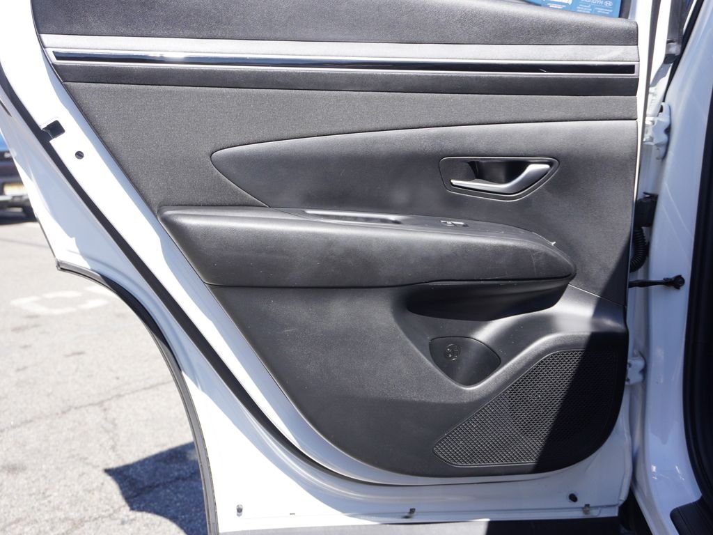 Used 2023 White Hyundai SEL image 23