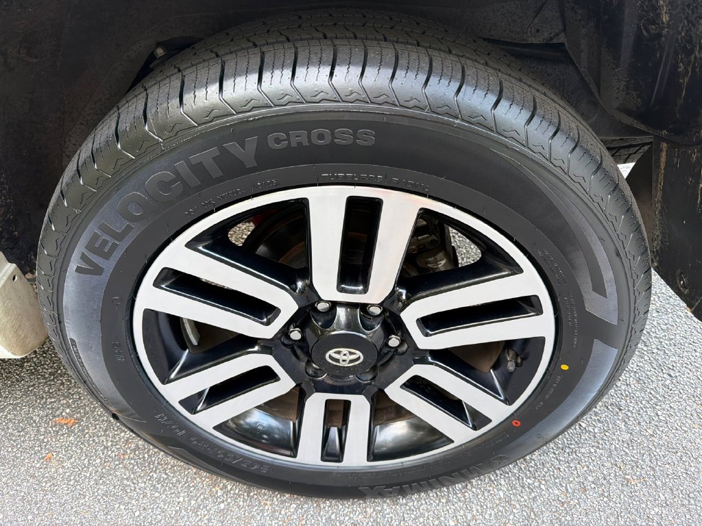 2023 Toyota 4Runner Limited - Photo 19