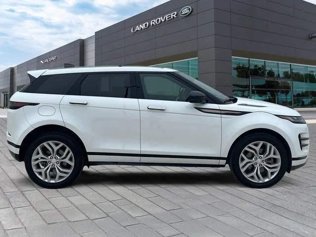 Used 2023 White Land Rover R-Dynamic SE image 6
