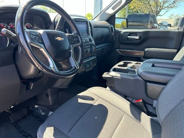 Used 2021 Gray Chevrolet LT image 17