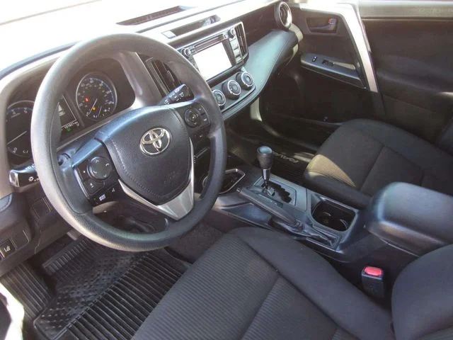 Used 2018 Aqua Toyota LE image 15