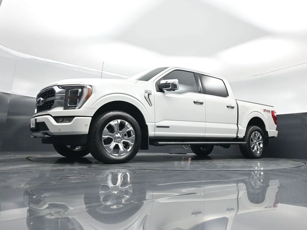 Used 2023 White Ford Platinum image 44