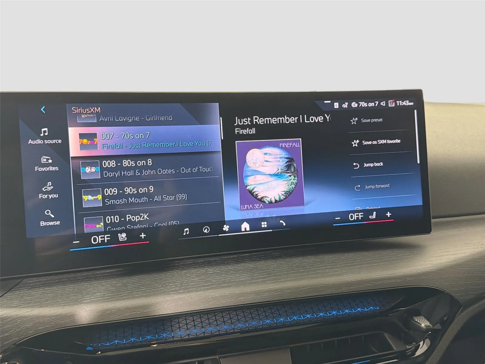 New 2026 Jet Black BMW xDrive40 image 27