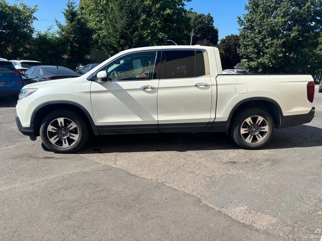 Used 2017 White Diamond Pearl Honda RTL-E image 10