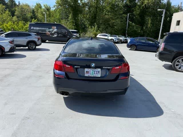 Used 2014  BMW 528i xDrive image 6