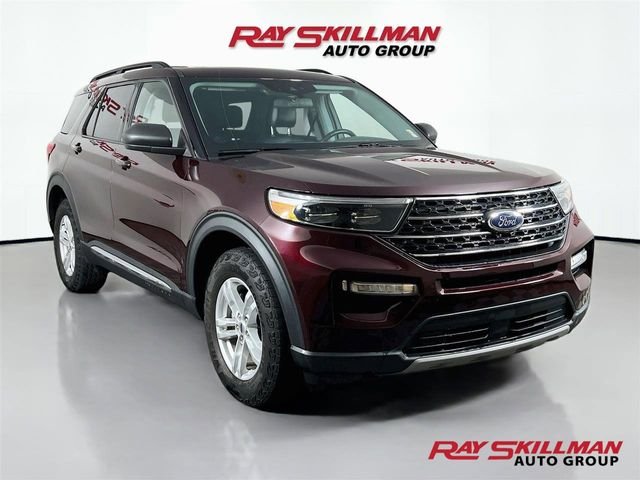 2022 Ford Explorer XLT 4WD's photo