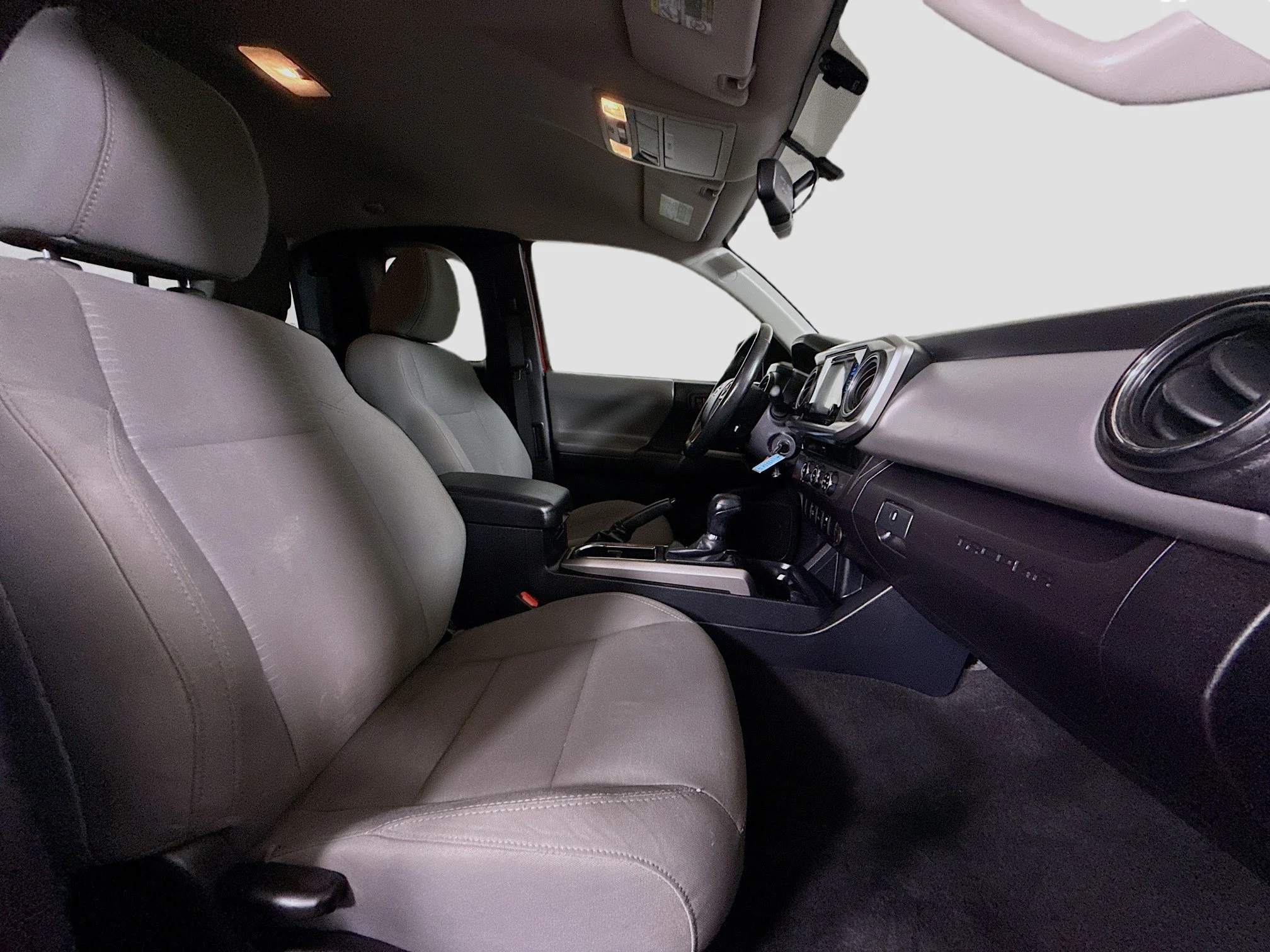 Used 2017 Barcelona Red Metallic Toyota SR5 image 24