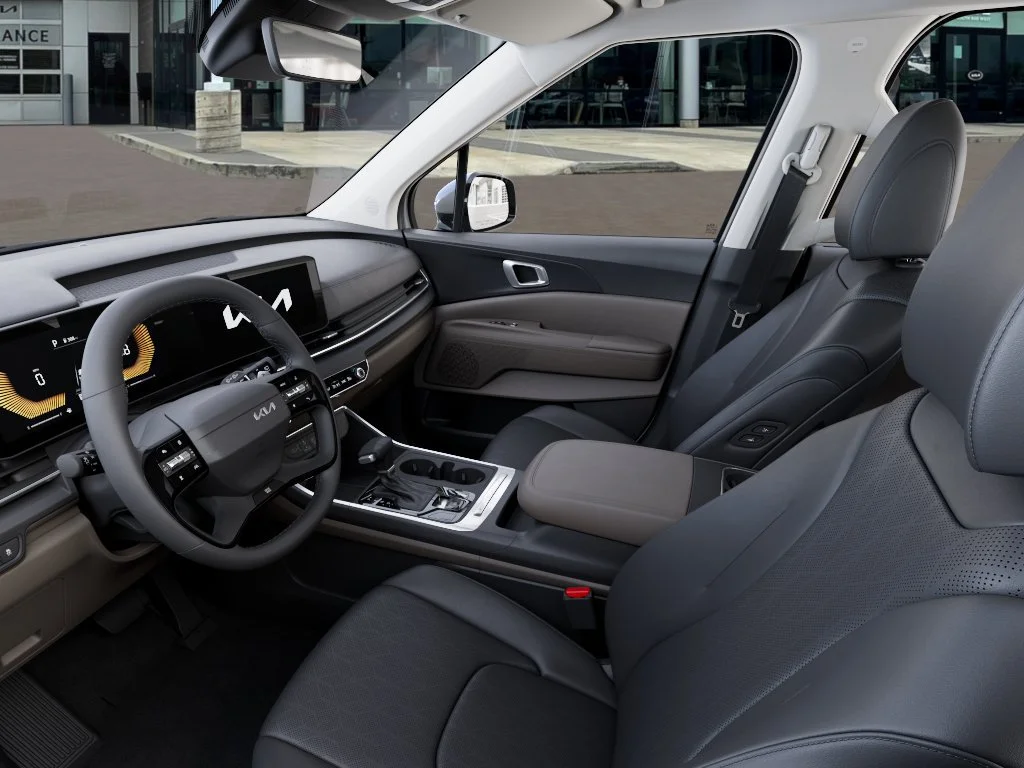 New 2027 Snow White Pearl Kia EX image 17