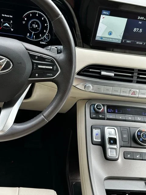 Used 2021 Hyper White Hyundai Calligraphy image 27