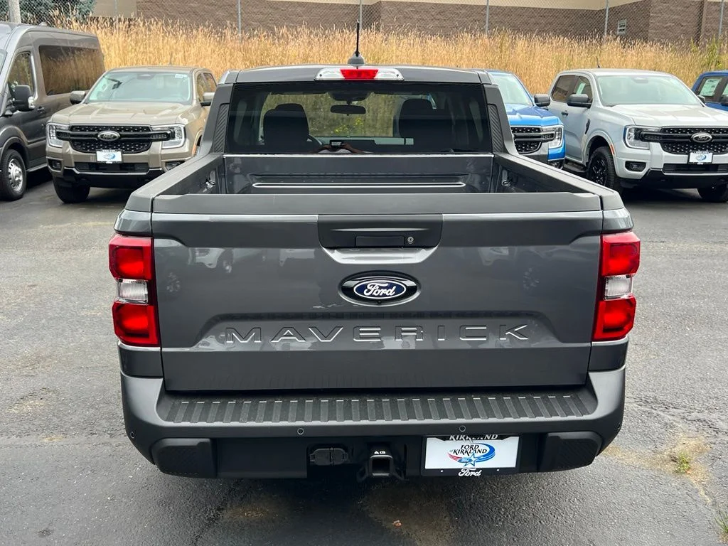 New 2026 Carbonized Gray Metallic Ford XLT image 8