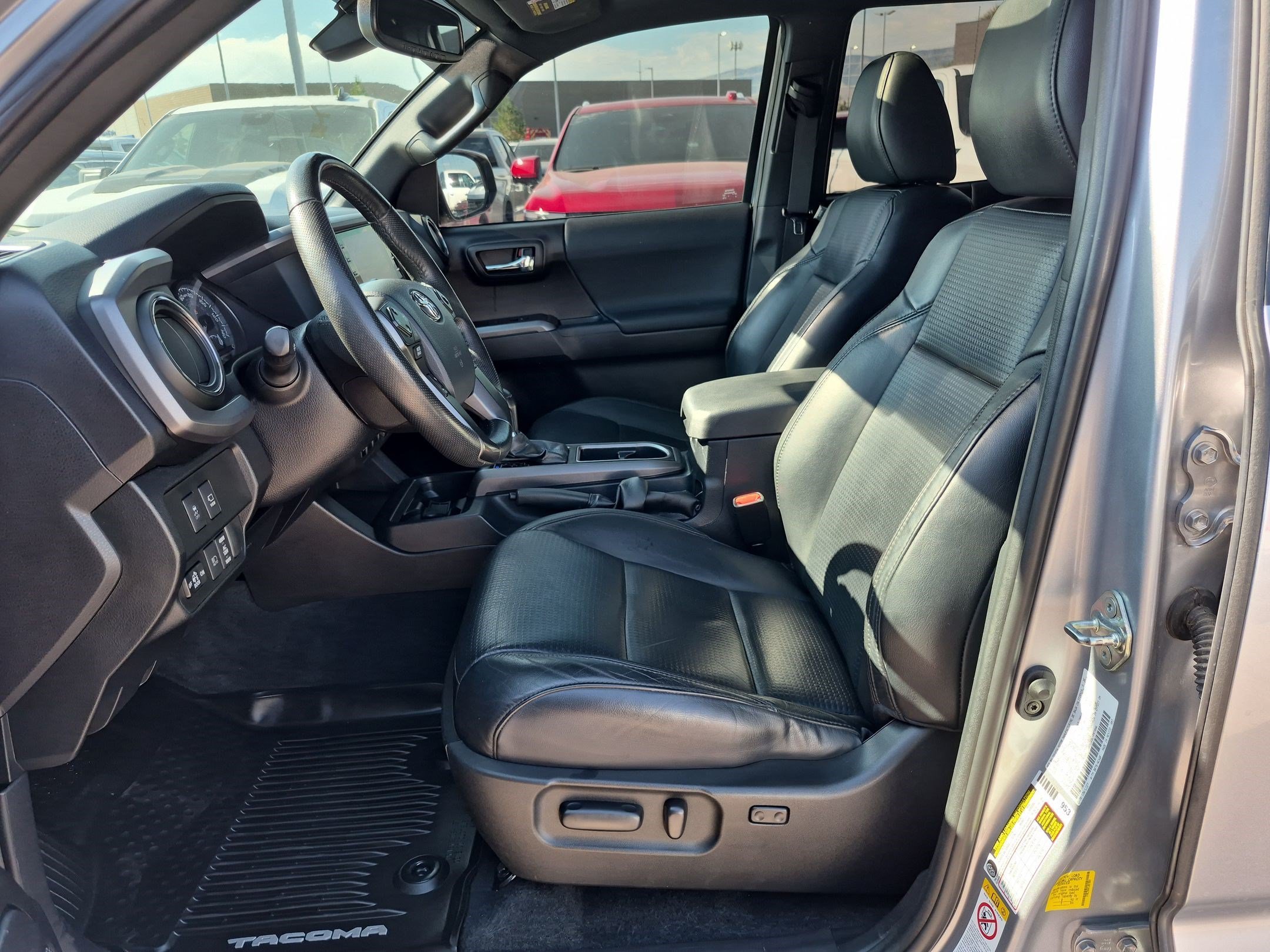 Used 2020 Silver Sky Metallic Toyota SR5 image 15