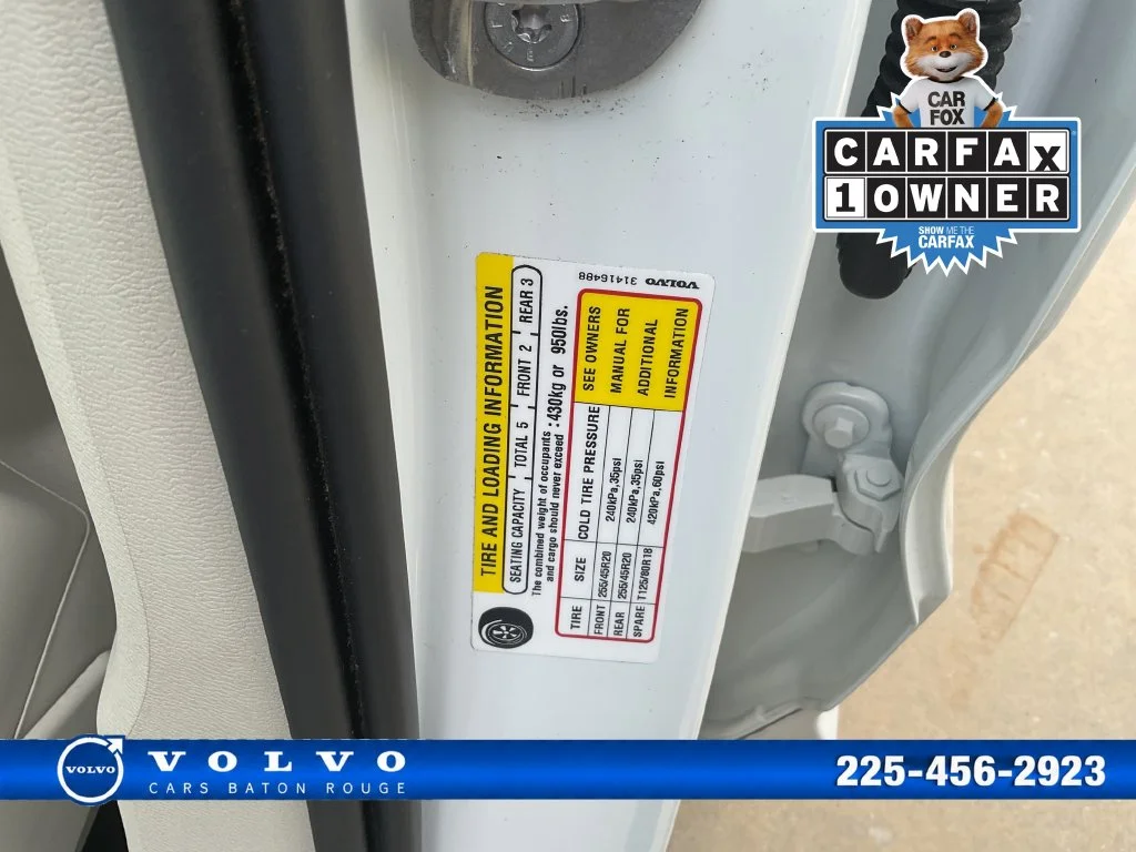 Certified Used 2024 White Volvo B5 Plus Dark Theme image 36