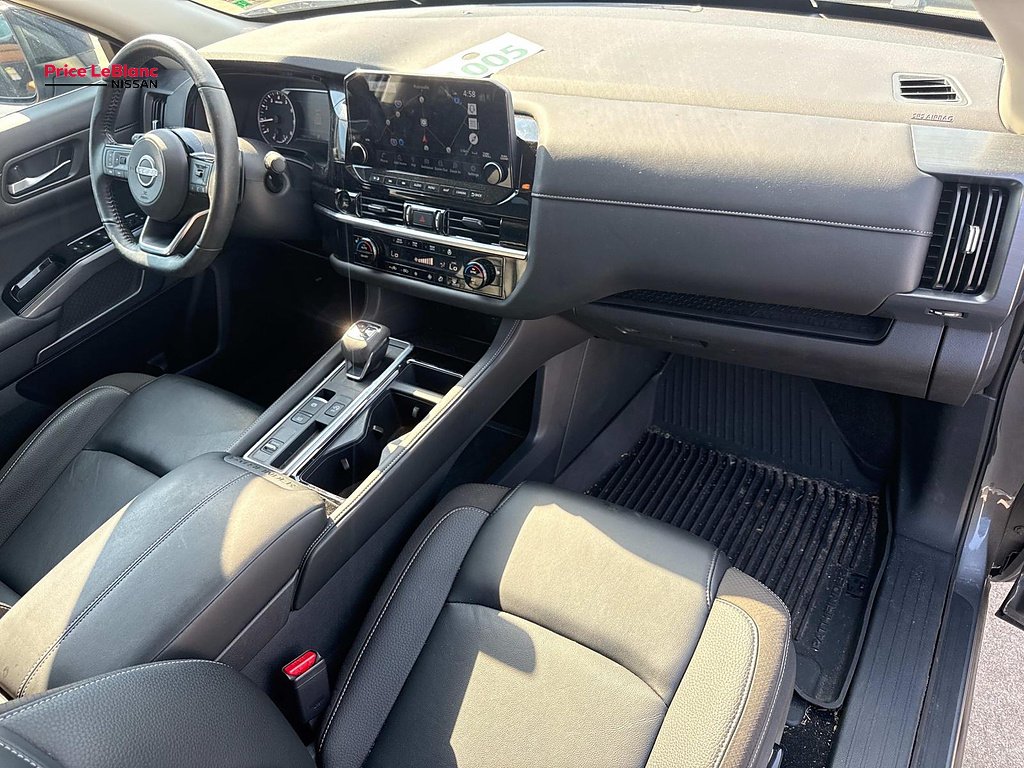 Certified Used 2025 Gun Metallic/Super Black Nissan SL image 11