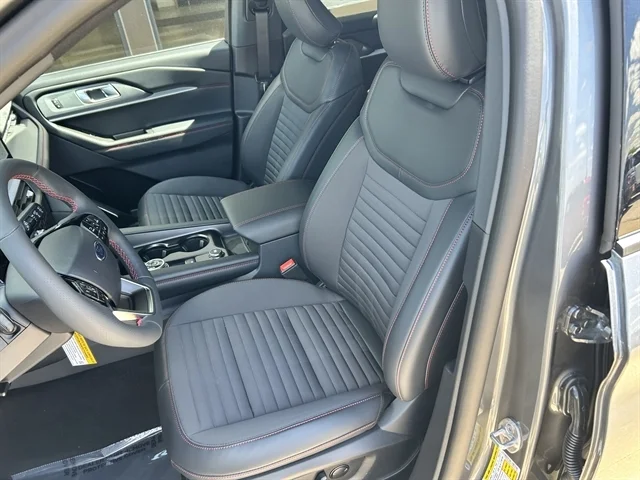 New 2026 Carbonized Gray Metallic FORD ST-Line image 15