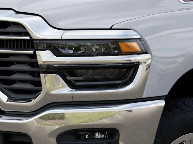 New 2026 Bright White Clear-Coat Exterior Paint RAM Tradesman image 6