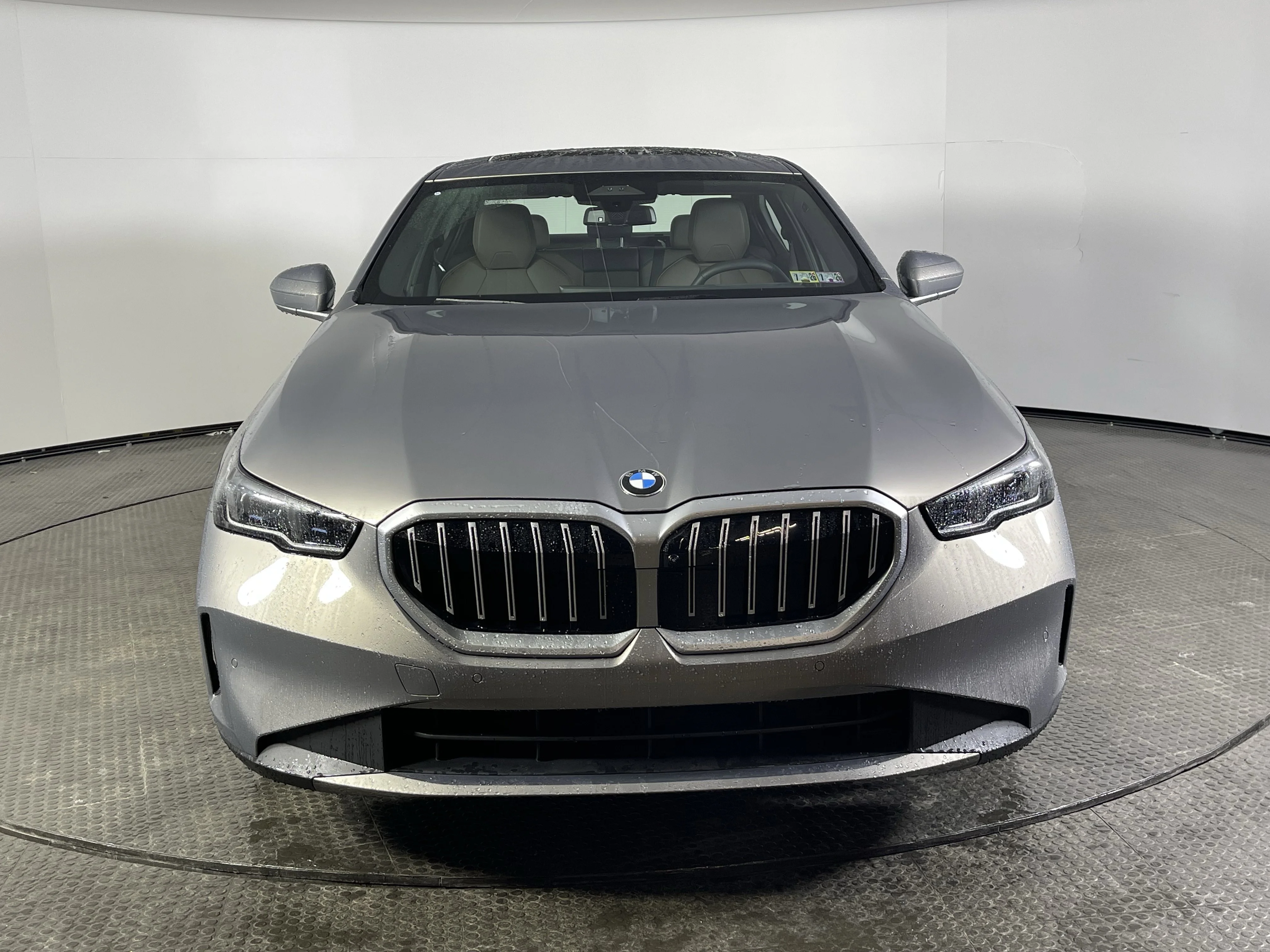 WBA53FJ00TCV82017