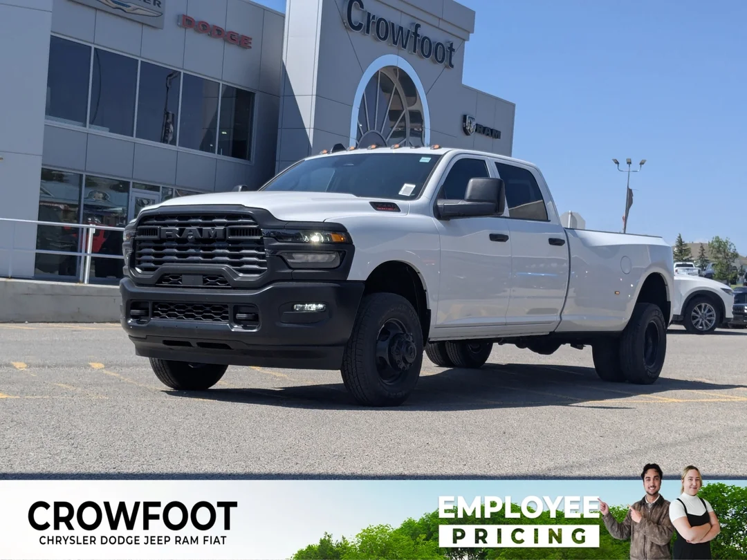 New 2026 White RAM Tradesman - - 4x4 - DUALLY - Uconnect 5 w/ 8.4 Screen - Apple CarPlay & More! image 1