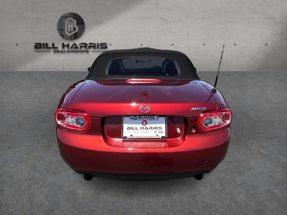 Used 2013 Red Mazda Grand Touring image 6