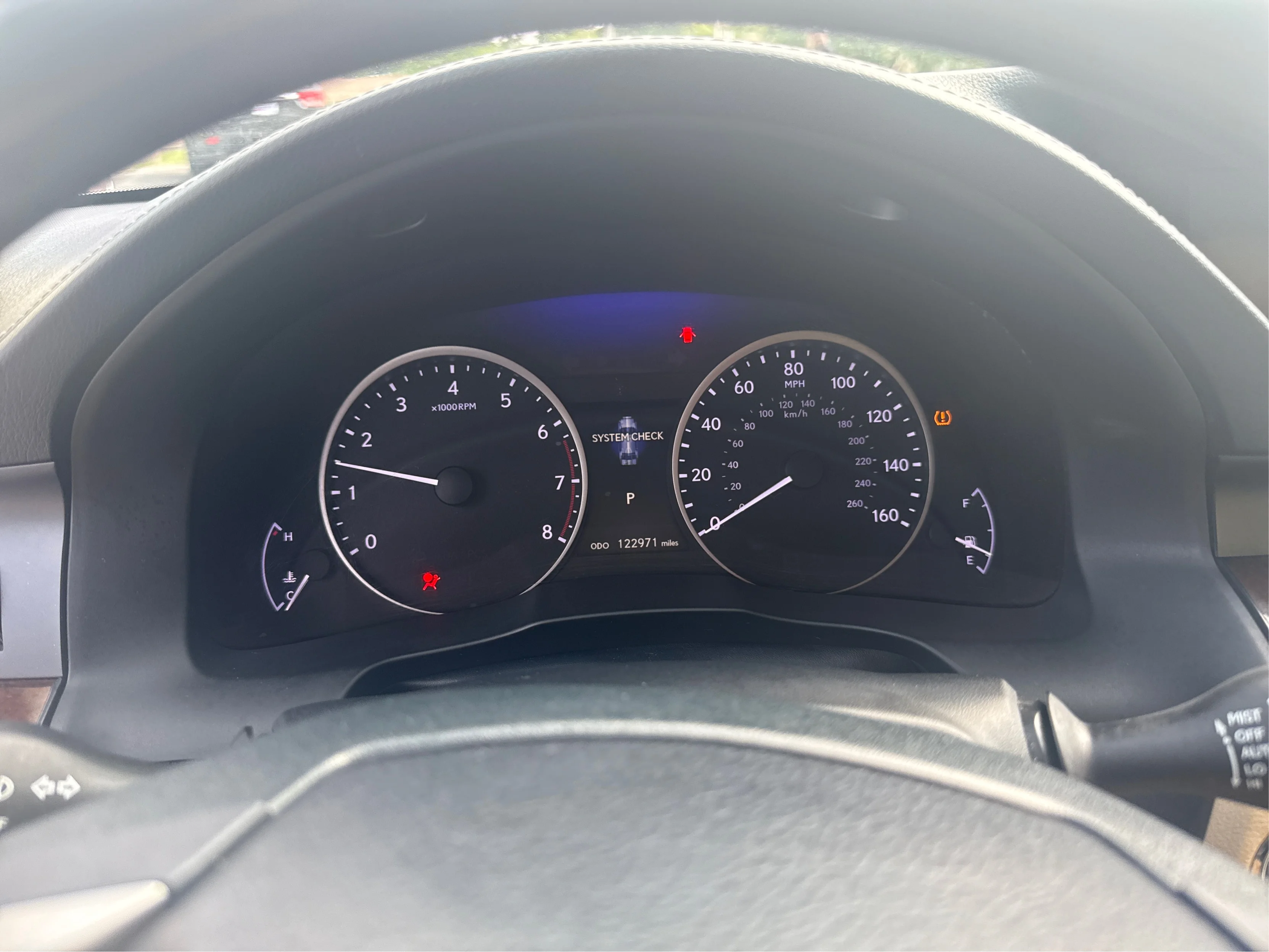 Used 2013 White Lexus Base image 16