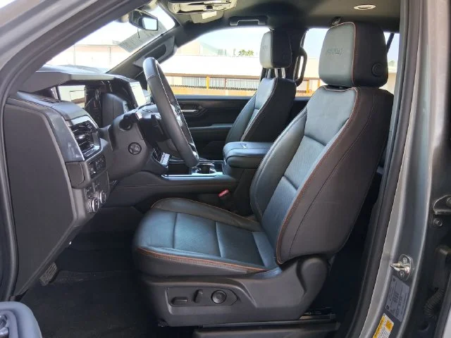 Used 2025 Silver GMC AT4 image 19