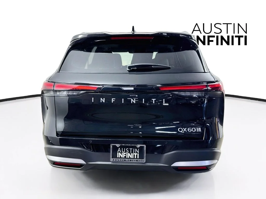 Certified Used 2027 Black INFINITI LUXE image 9