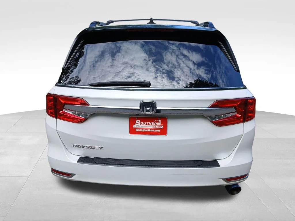 Used 2020  Honda EX image 9