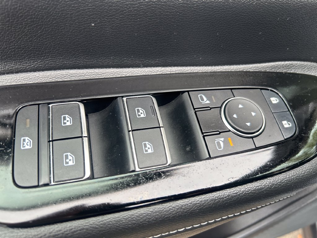 2025 Nissan Murano SL - Photo 17