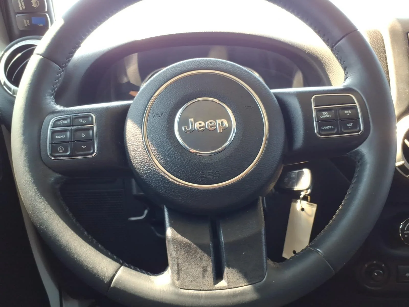 Used 2017 Bright White Clearcoat Jeep Rubicon image 29