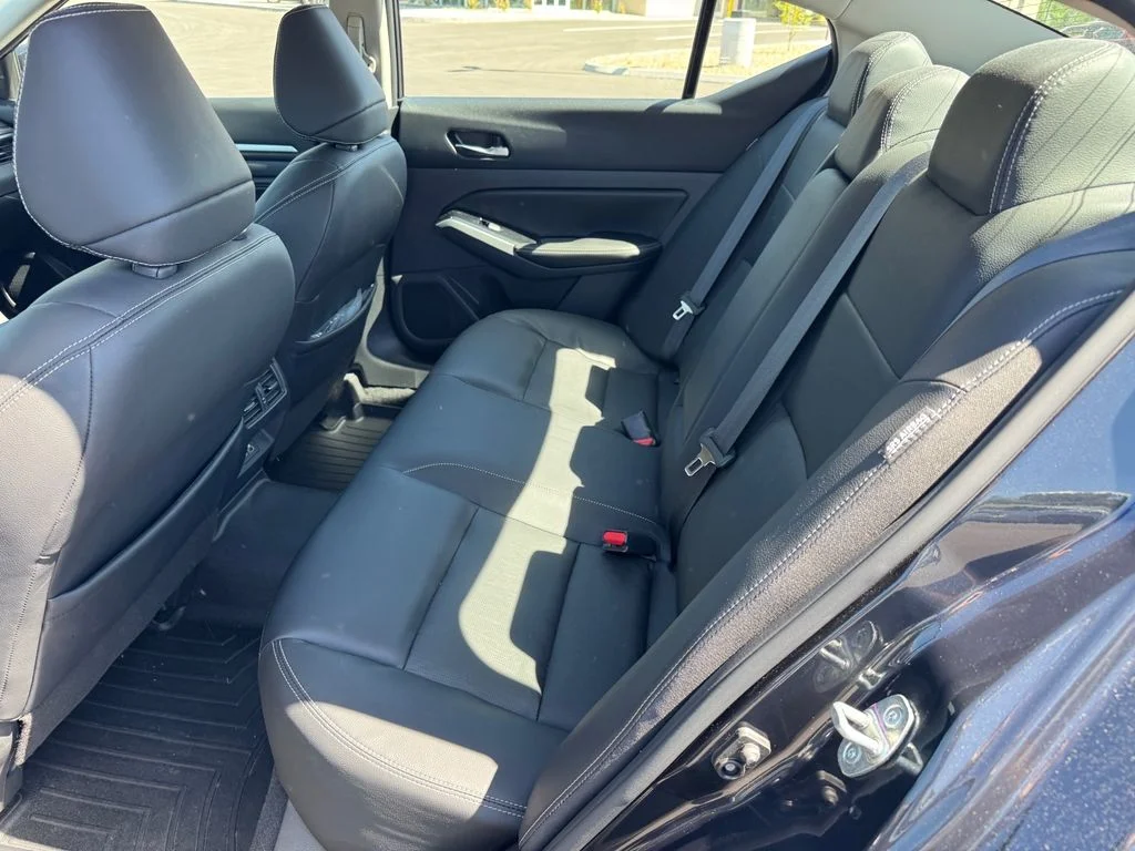 Used 2021 Blue Nissan 2.5 SL image 10