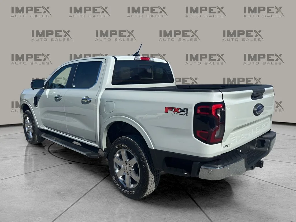 Used 2024 Green Ford Lariat image 3