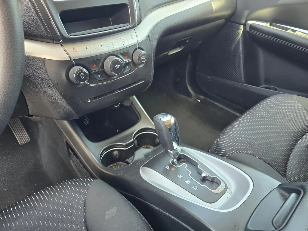 Used 2019 Vice White Dodge SE image 18
