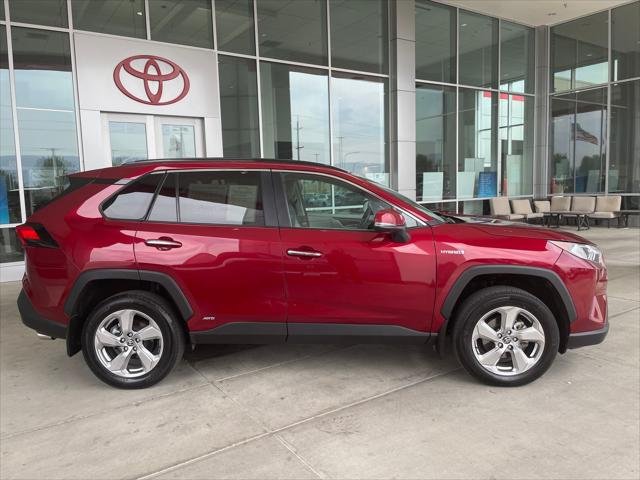 Certified Used 2021 RUBY FLARE PEARL Toyota  image 2