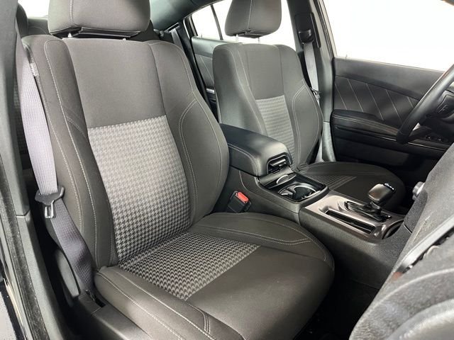 Used 2023 Black Dodge SXT image 44