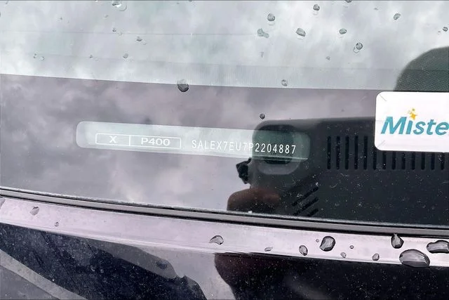 Used 2023  Land Rover X image 3