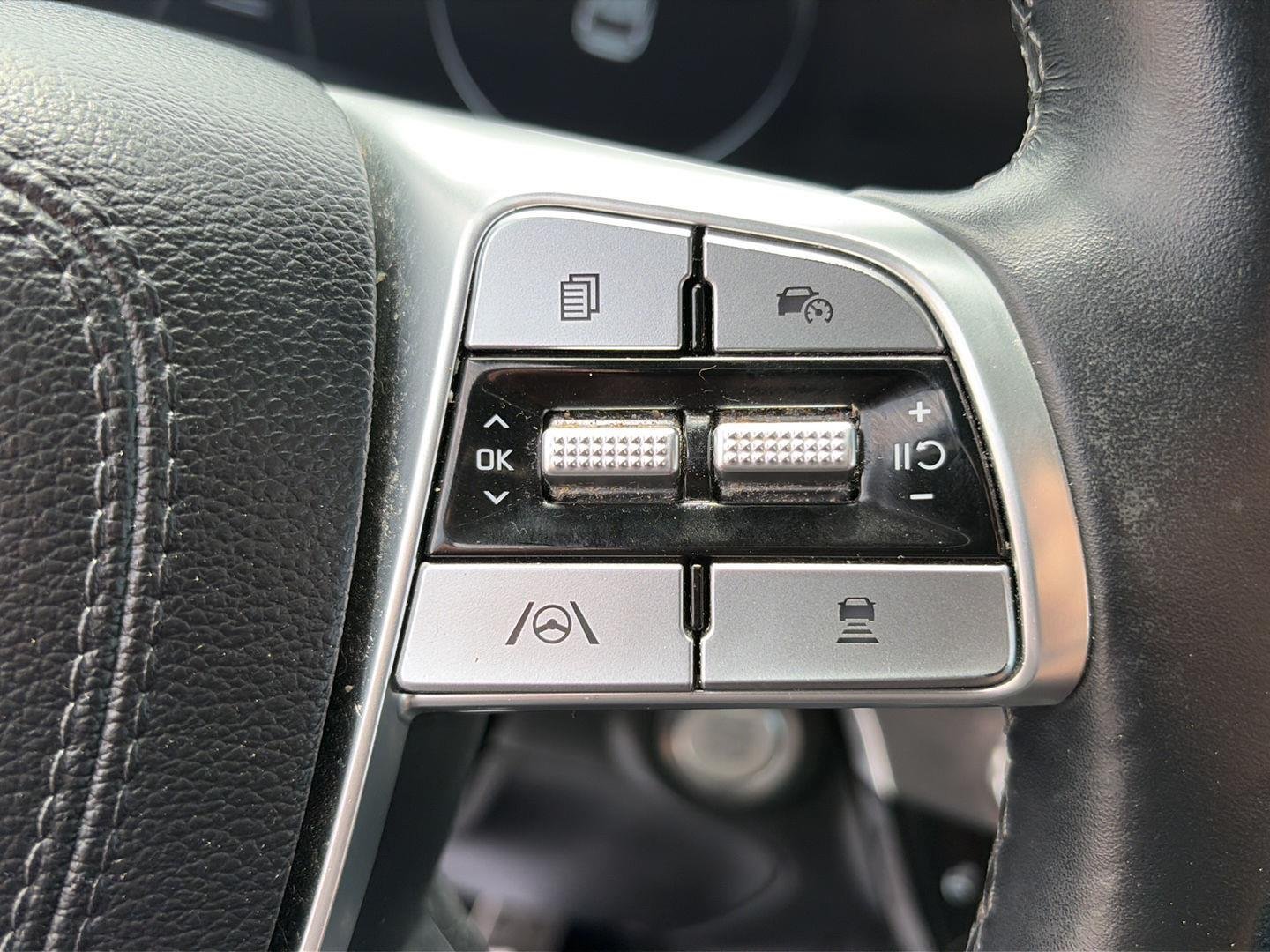 Used 2023 Black Kia SX X-Line image 15